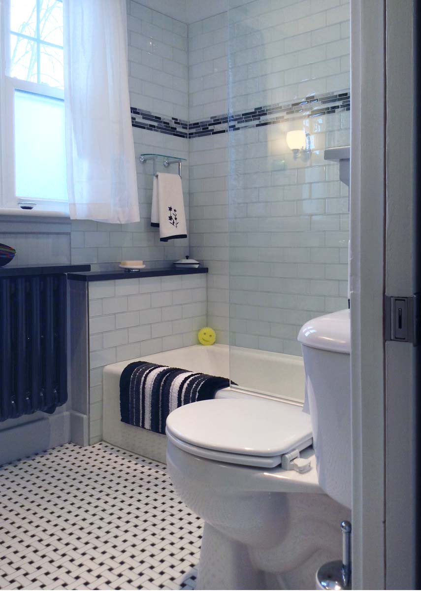 Camp Hill PA Traditional Bathroom | Mother Hubbards Custom Cabinetry