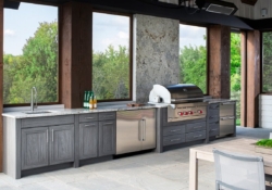 NatureKast - Patio Outdoor Kitchen with Large Windows